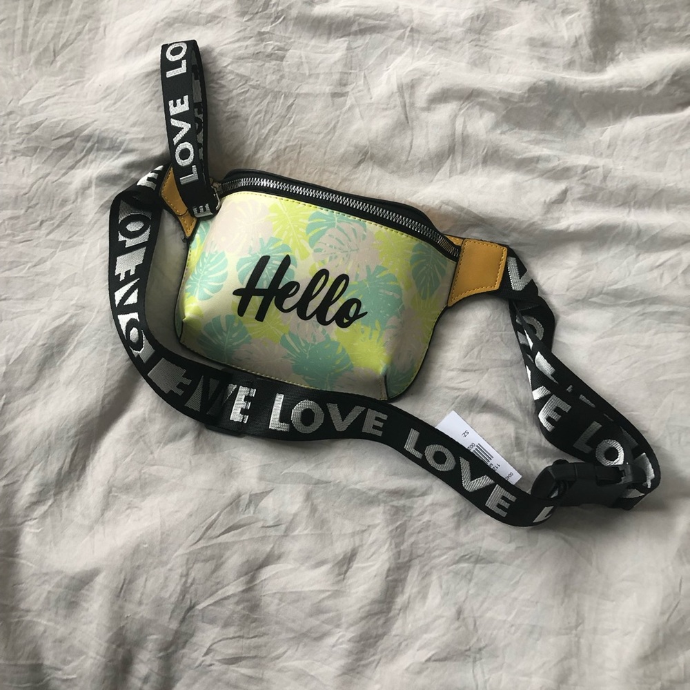 Fanny pack